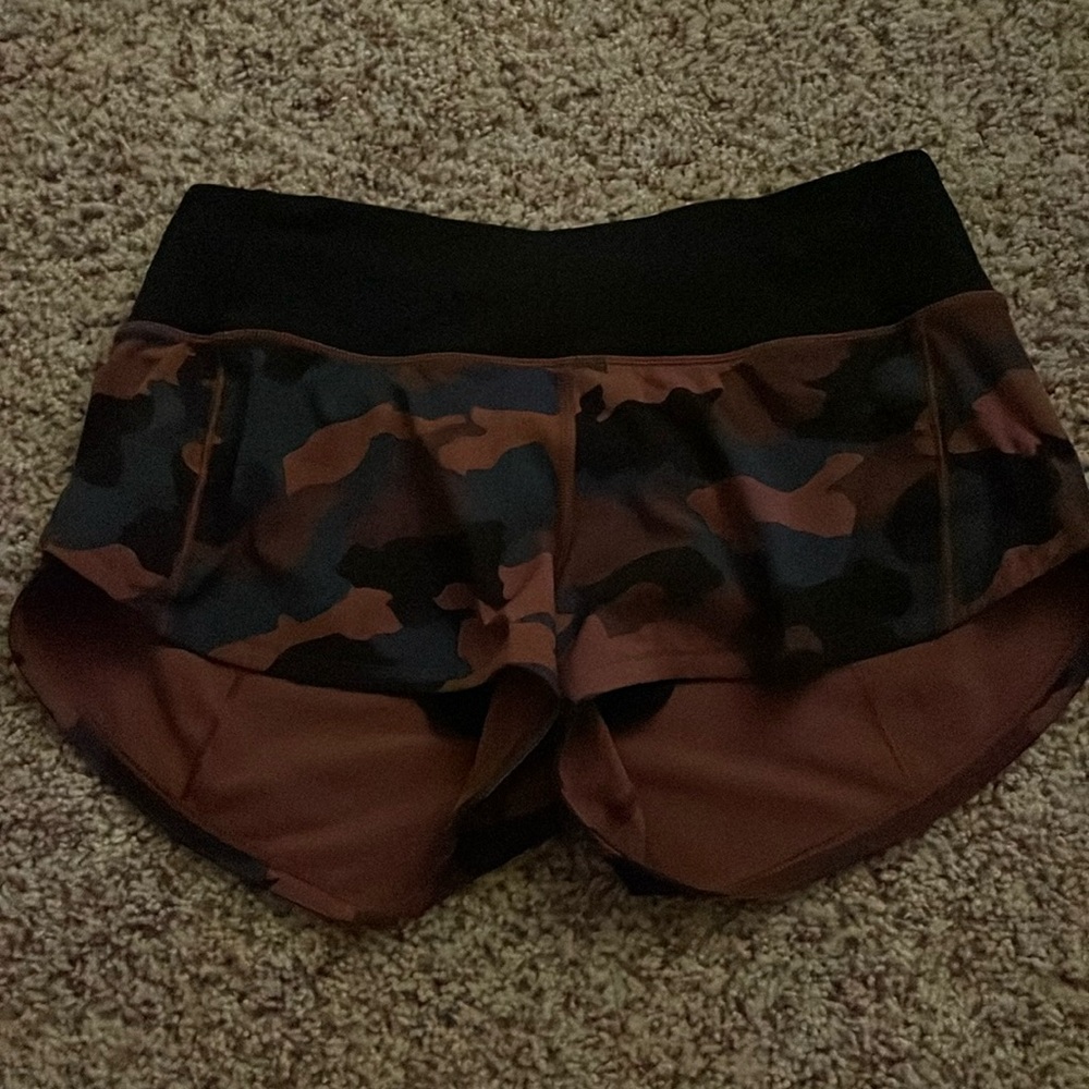 NWOT Lululemon speed ups